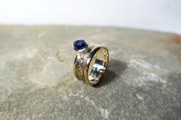 aus-alt-mach-neu-ring-mit-turmalin-blau-mit-rosegoldCB732559-97F1-CCFF-1013-28EBD4AEFBEE.jpg