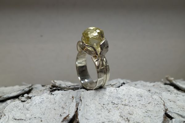 ring-goldschmiede-achleitner-citrinC07008D4-0076-EC6C-4125-3ADB76110581.jpg